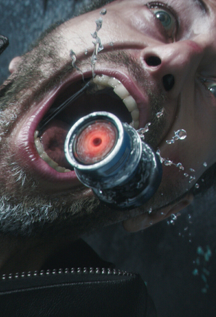 https://blur.com/media/pages/feed/20160224-blurs-vfx-work-on-deadpool/2488690e06-1752858109/ots_0010_v027.001_2-700x1024-crop.jpg