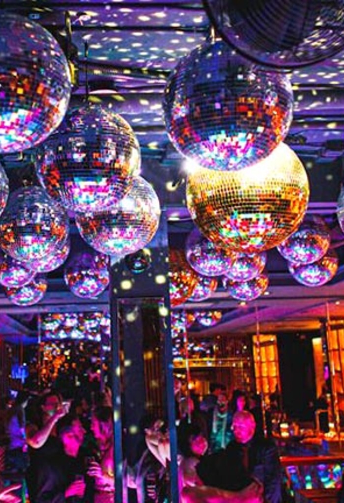 https://blur.com/media/pages/feed/2019-holiday-party/930a549fb0-1752858109/holiday_party_2019_th-700x1024-crop.jpg